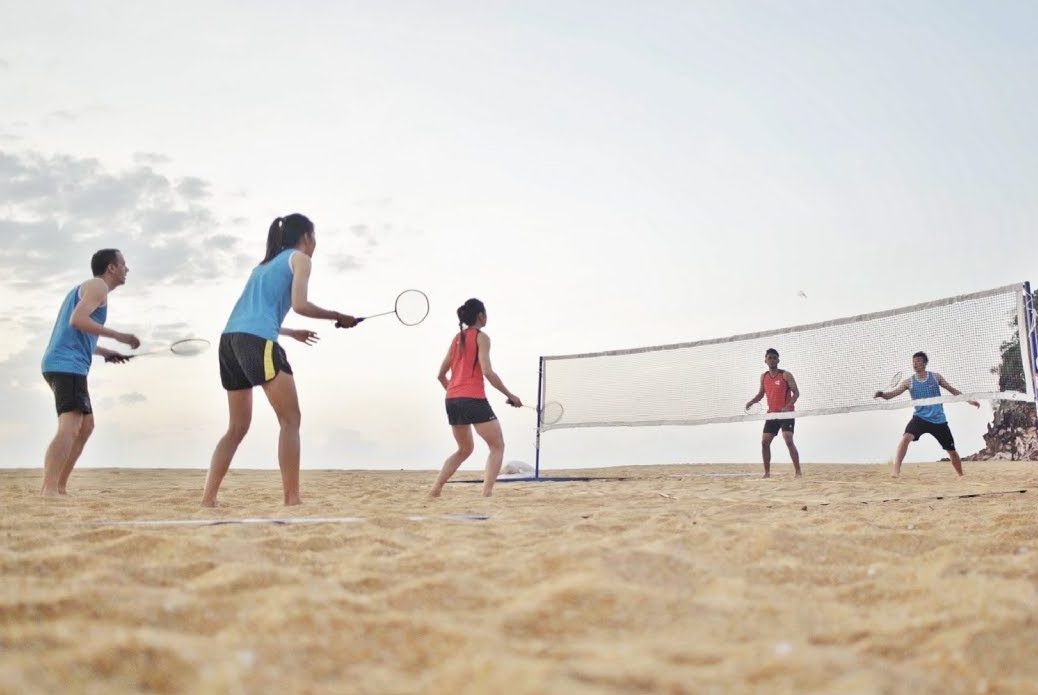 AirBadminton