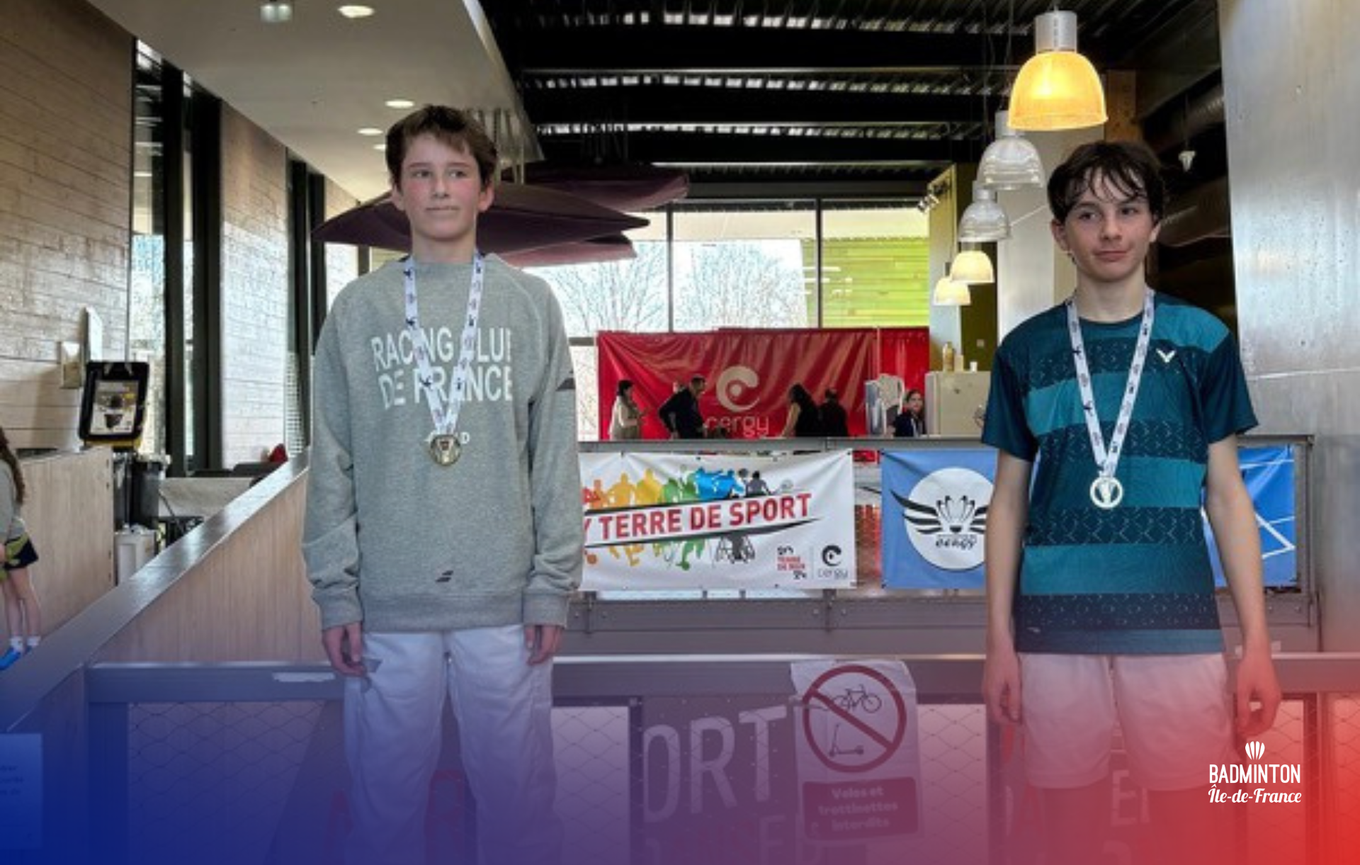 31 - CRJ 4 - Facebook Site (11)